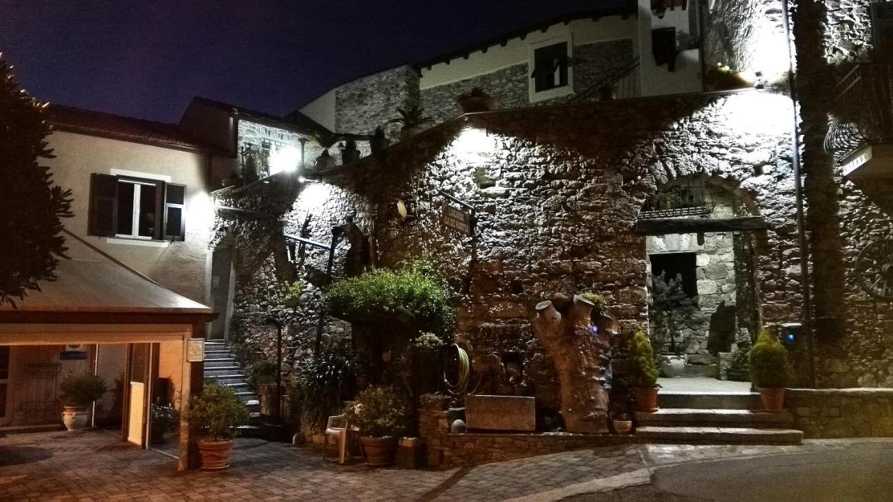Locanda Cà de Rusitta Vezzi Portio Esterno foto